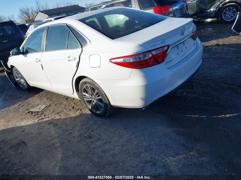 2015 TOYOTA CAMRY SE VIN: 4T1BF1FKXFU955472