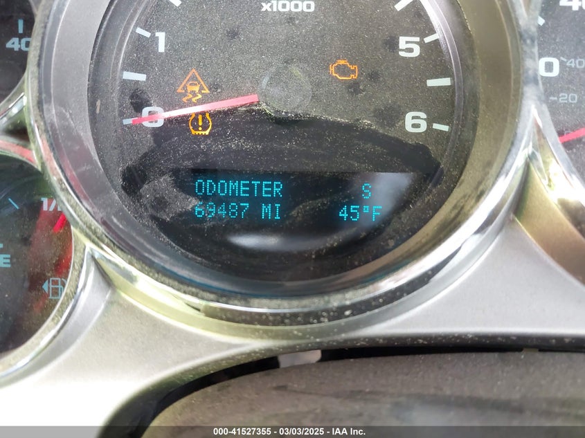 2011 CHEVROLET SILVERADO 1500 VIN: 3GCPKSE39BG220436