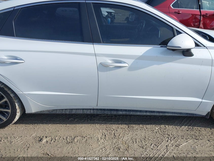 2021 HYUNDAI SONATA VIN: 5NPEH4J25MH104434