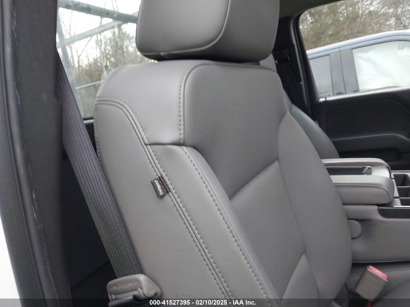 2018 CHEVROLET SILVERADO 1500 VIN: 1GCNCNEH9JZ175238