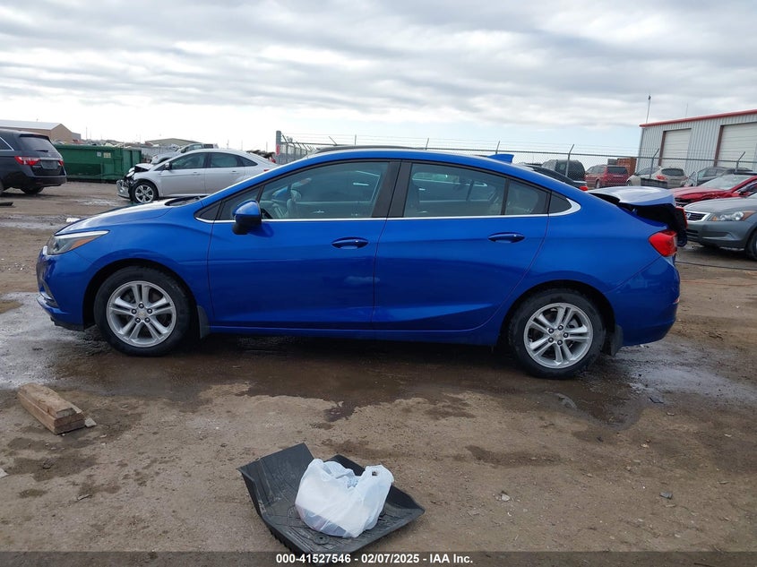 2018 CHEVROLET CRUZE LT AUTO - 1G1BE5SM9J7142887