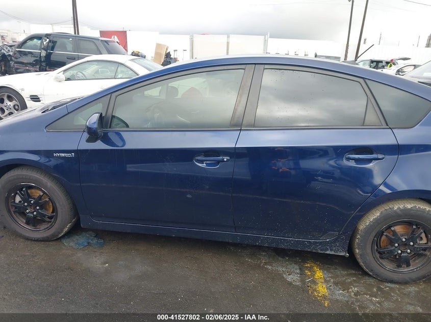 2013 TOYOTA PRIUS VIN: JTDKN3DU8D0350281
