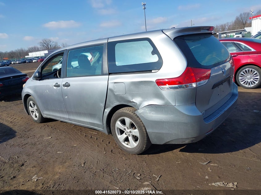 2011 TOYOTA SIENNA VIN: 5TDZK3DC4BS022350