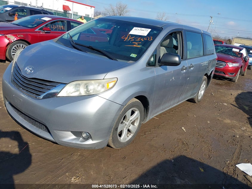 2011 TOYOTA SIENNA VIN: 5TDZK3DC4BS022350
