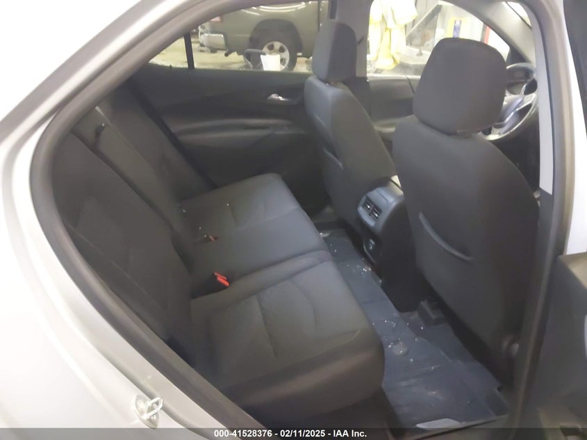 2019 CHEVROLET EQUINOX VIN: 2GNAXUEV0K6279625