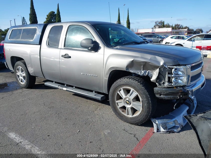 2013 CHEVROLET SILVERADO VIN: 1GCRKSE74DZ177543