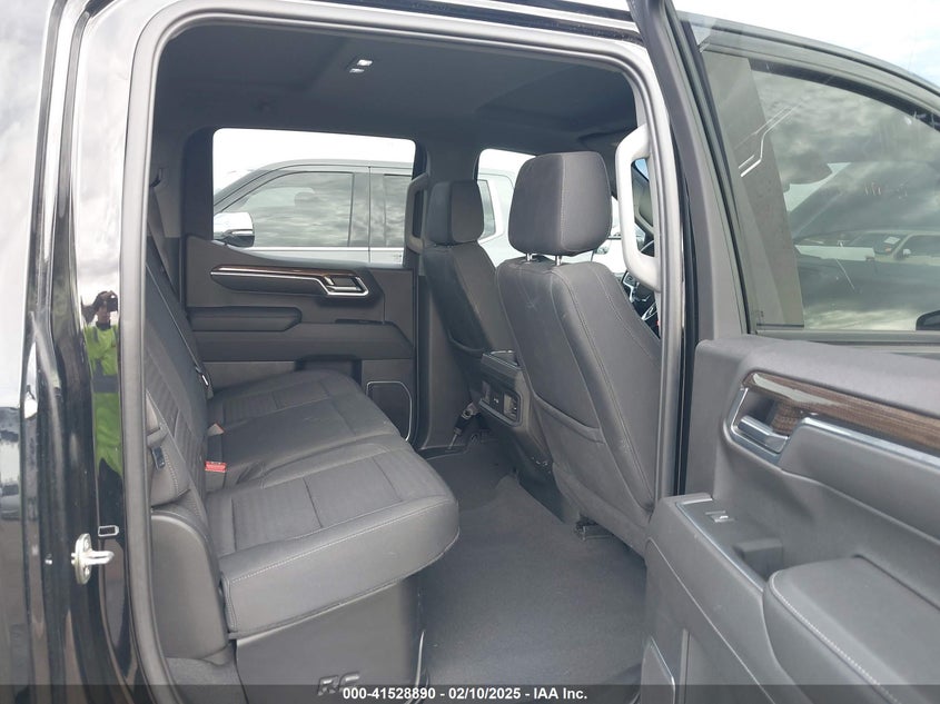 2022 CHEVROLET SILVERADO 1500 5.3L V-8 DI, VVT, 35(VIN: 2GCUDEED8N1519663