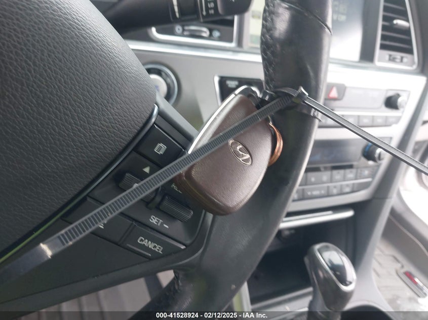 2015 HYUNDAI SONATA LIMITED - 5NPE34AFXFH037110