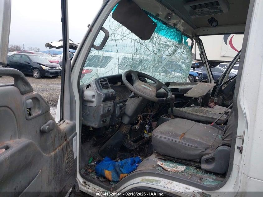 JALC4J14X37011395 2003 ISUZU NPR photo no. 7