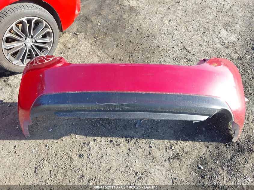 2015 TOYOTA COROLLA VIN: 5YFBURHE6FP182044