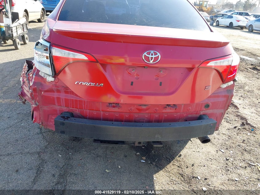 2015 TOYOTA COROLLA VIN: 5YFBURHE6FP182044