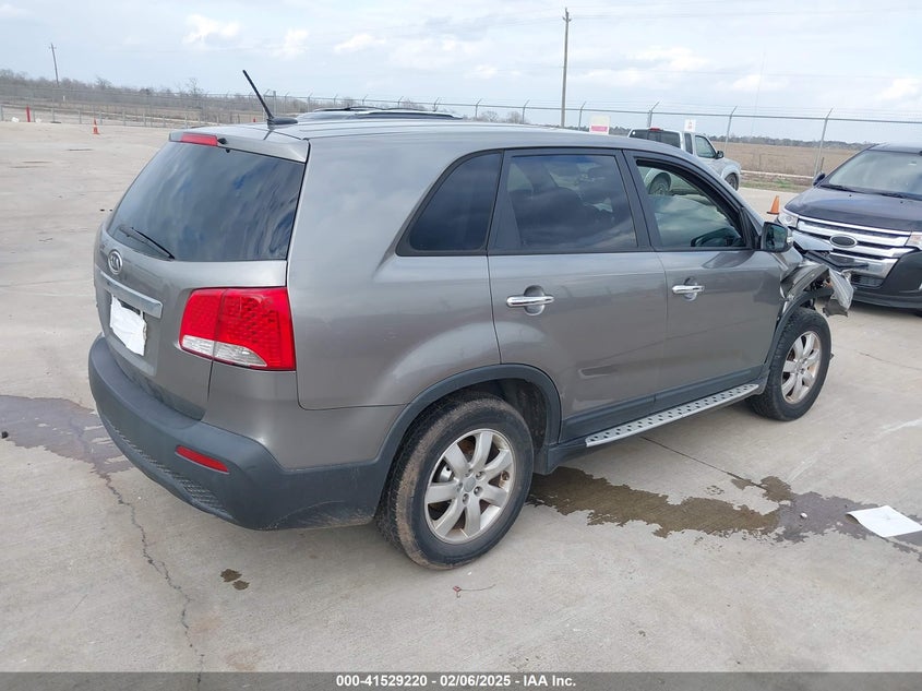 Vin: 5xykt3a15cg303301, lot: 42019912, kia sorento lx 20124