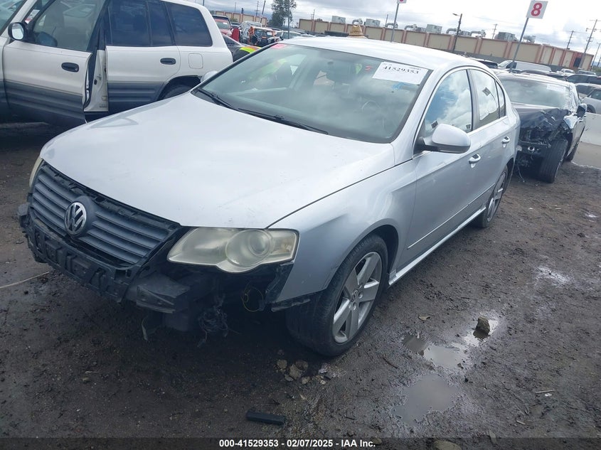 2008 VOLKSWAGEN PASSAT VIN: WVWJK73C88P005253
