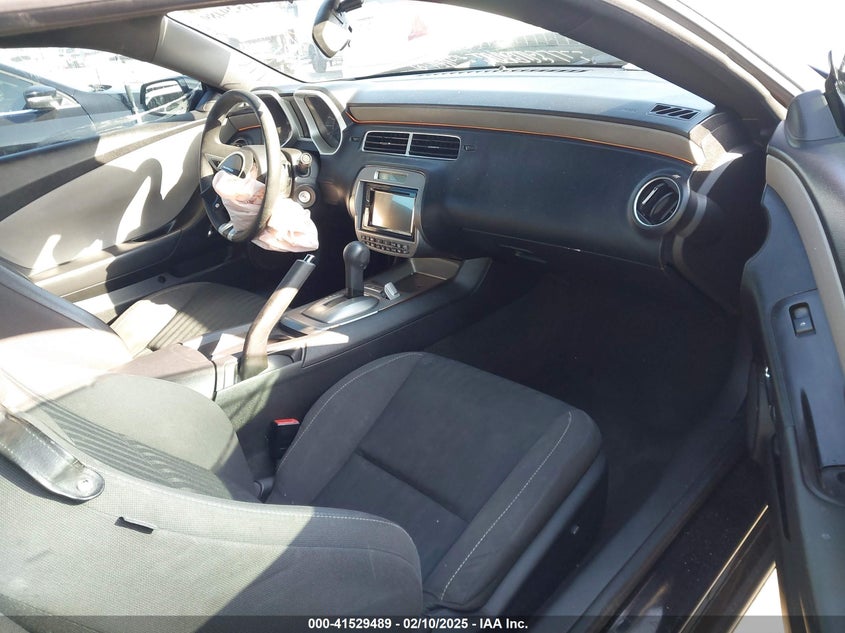 2011 CHEVROLET CAMARO VIN: 2G1FA1ED6B9168557