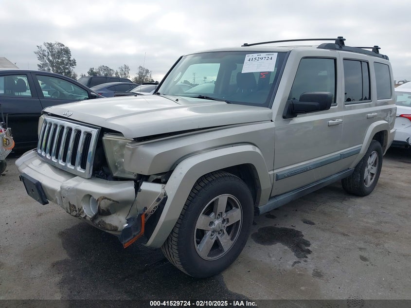 2008 JEEP COMMANDER VIN: 1J8HH48K28C155497