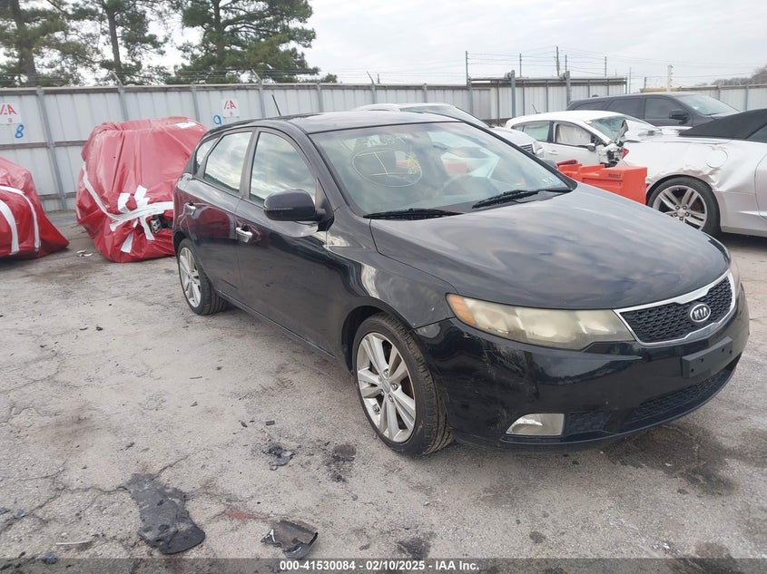 Vin: knafw5a37b5437835, lot: 42020792, kia forte sx 2011 img_1