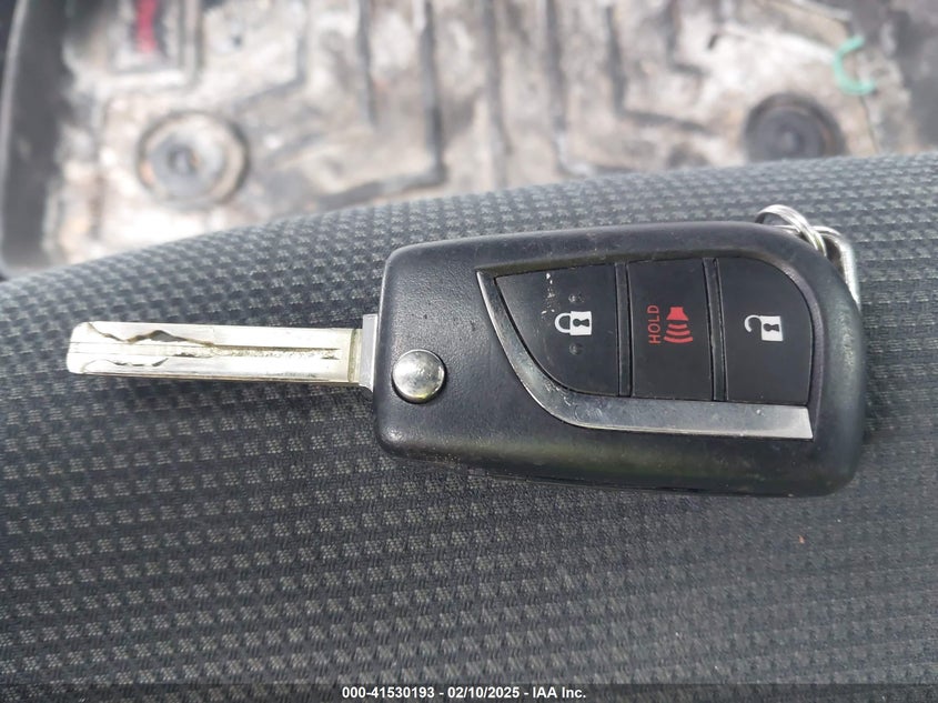 2019 TOYOTA RAV4 HYBRID LE - 2T3LWRFV7KW017573