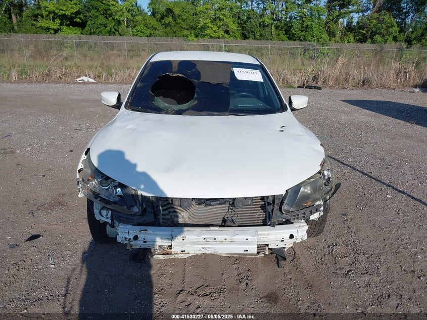 2015 HONDA ACCORD VIN: 1HGCR2F55FA065223
