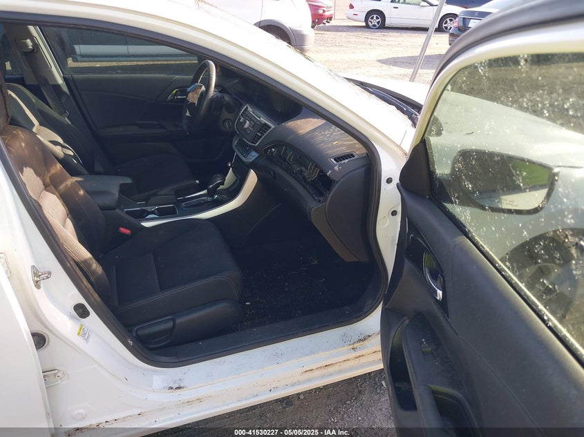 2015 HONDA ACCORD VIN: 1HGCR2F55FA065223