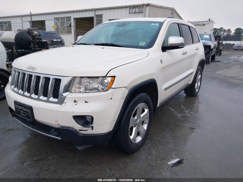 1C4RJFCG3CC267409 2012 JEEP GRAND CHEROKEE photo no. 2
