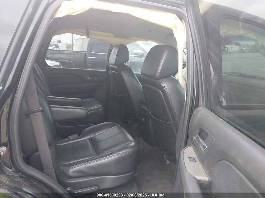 2008 Chevrolet Tahoe Lt VIN: 1GNFC13038R110784 Lot: 41530293
