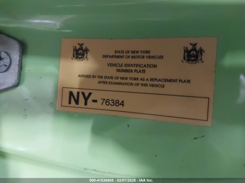 2015 Dodge Challenger R/T Plus VIN: NY76384 Lot: 41530605