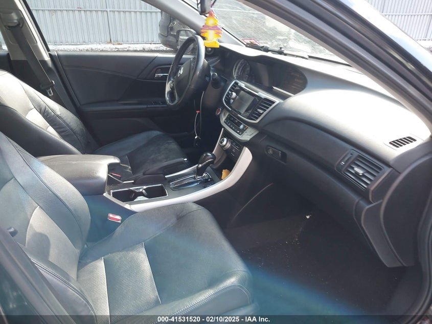 2013 HONDA ACCORD VIN: 1HGCR2F8XDA171481