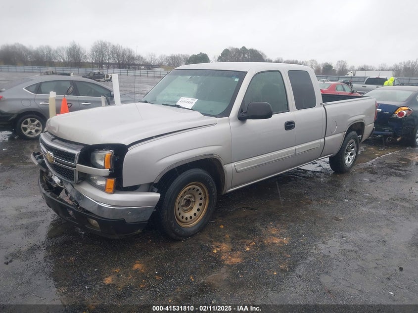 2006 CHEVROLET SILVERADO VIN: 2GCEC19T661110838