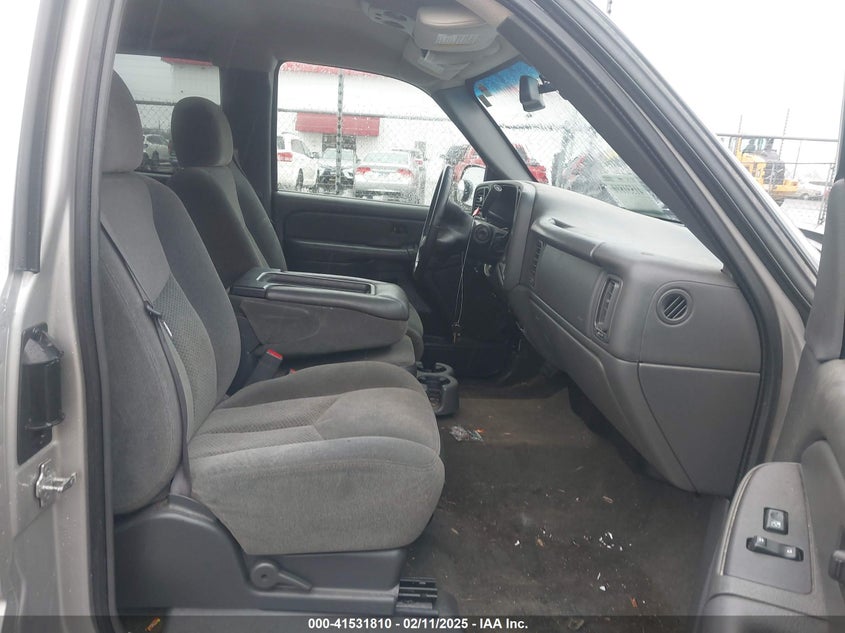 2006 CHEVROLET SILVERADO VIN: 2GCEC19T661110838