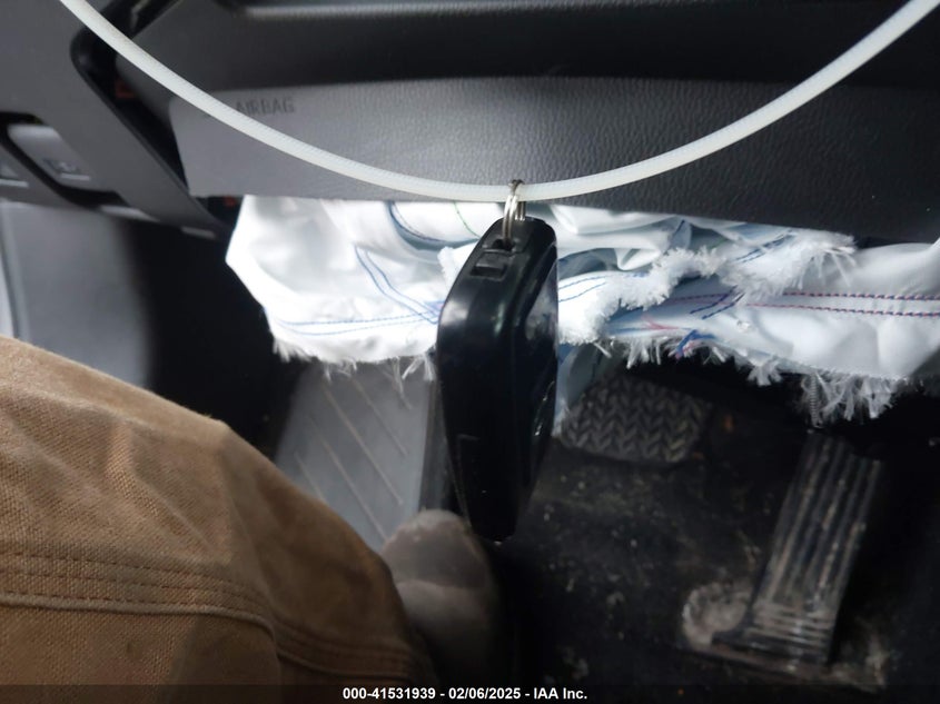 2024 TOYOTA RAV4 HYBRID XSE - 2T3E6RFV9RW047225