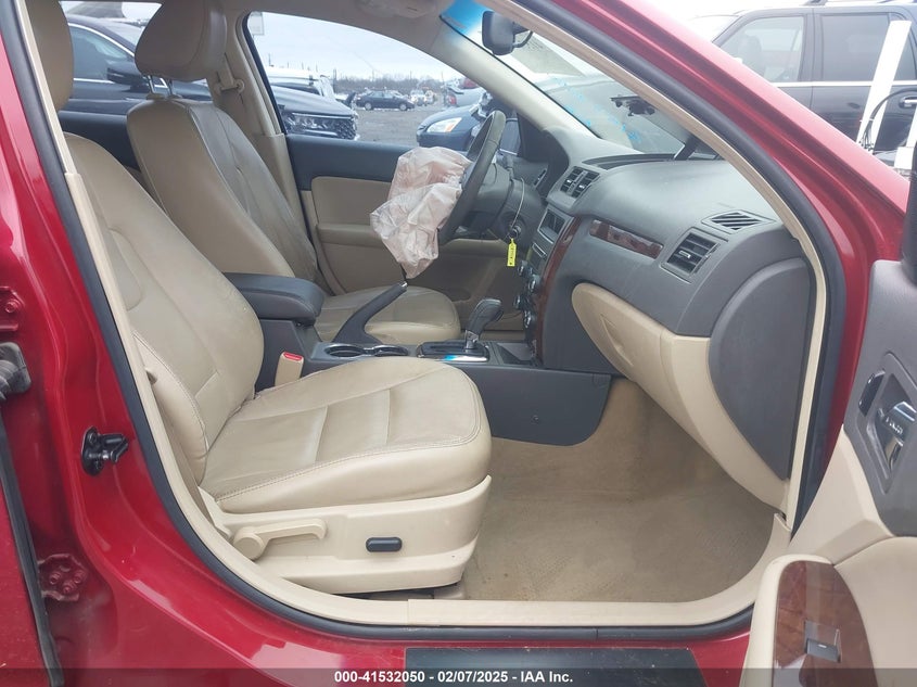 2010 FORD FUSION VIN: 3FAHP0JA7AR243561