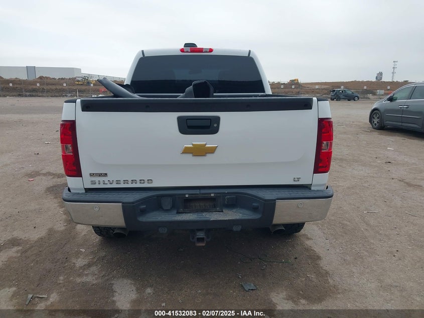 2011 CHEVROLET SILVERADO VIN: 3GCPKSE38BG336064