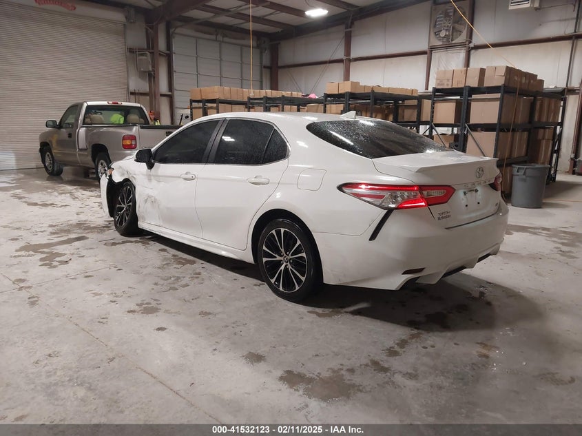 2020 TOYOTA CAMRY VIN: 4T1G11AK5LU307089