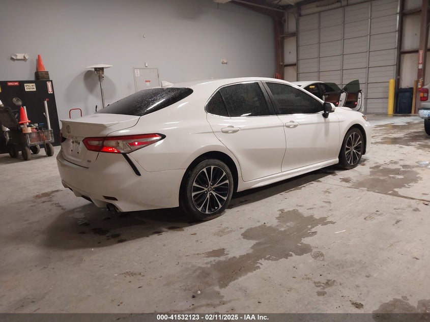 2020 TOYOTA CAMRY VIN: 4T1G11AK5LU307089