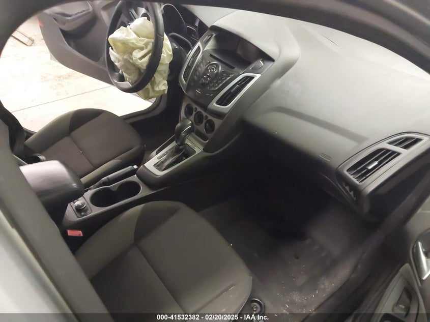 2012 FORD FOCUS VIN: 1FAHP3K24CL351422
