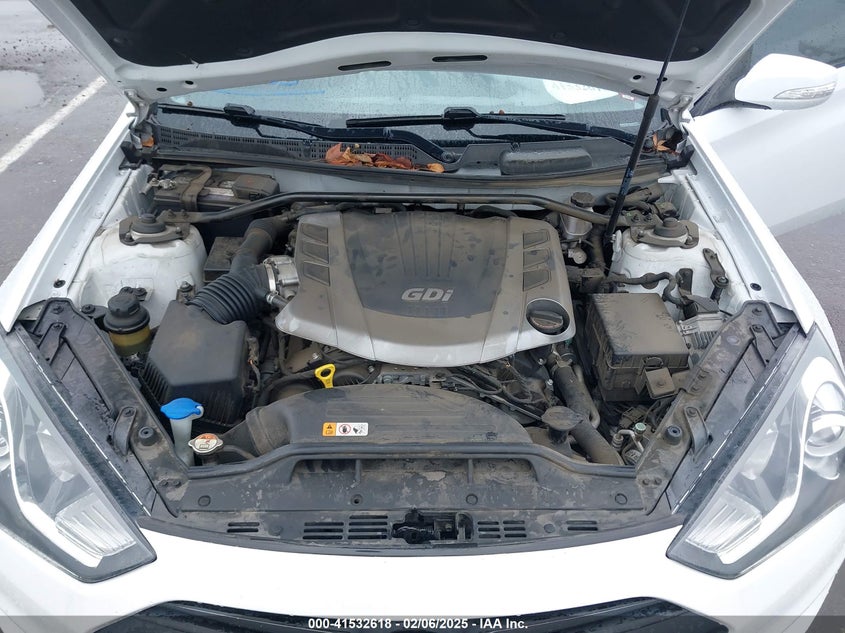 2016 HYUNDAI GENESIS 3.8 BASE - KMHHT6KJ5GU136593