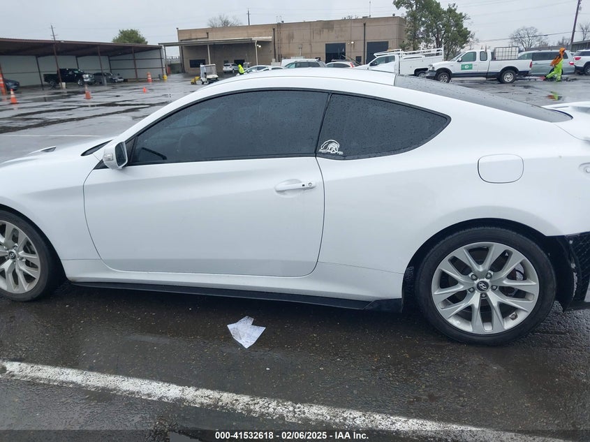 2016 HYUNDAI GENESIS 3.8 BASE - KMHHT6KJ5GU136593