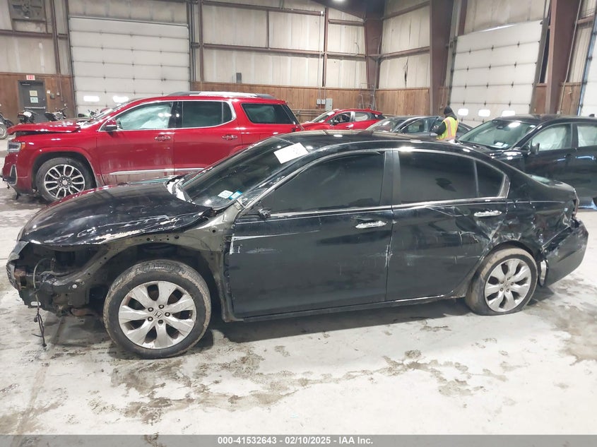 2015 HONDA ACCORD VIN: 1HGCR2F39FA273071