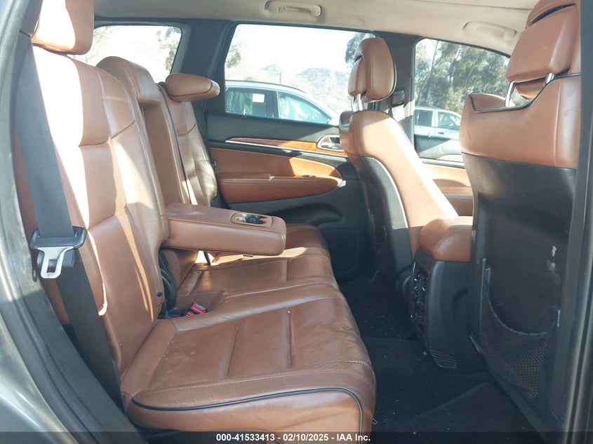 2011 JEEP GRAND CHEROKEE VIN: 1J4RR6GT6BC640516