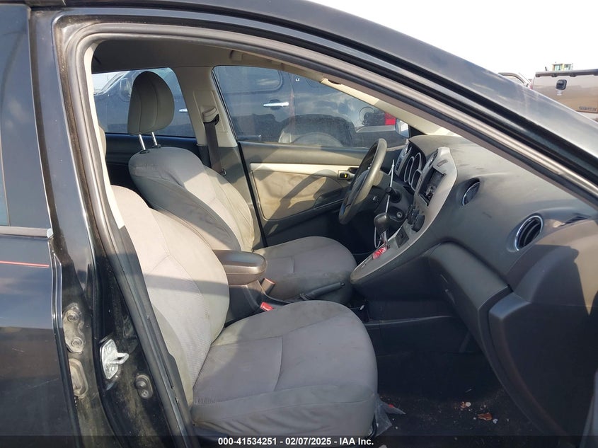 2009 TOYOTA MATRIX VIN: 2T1KU40E69C002225