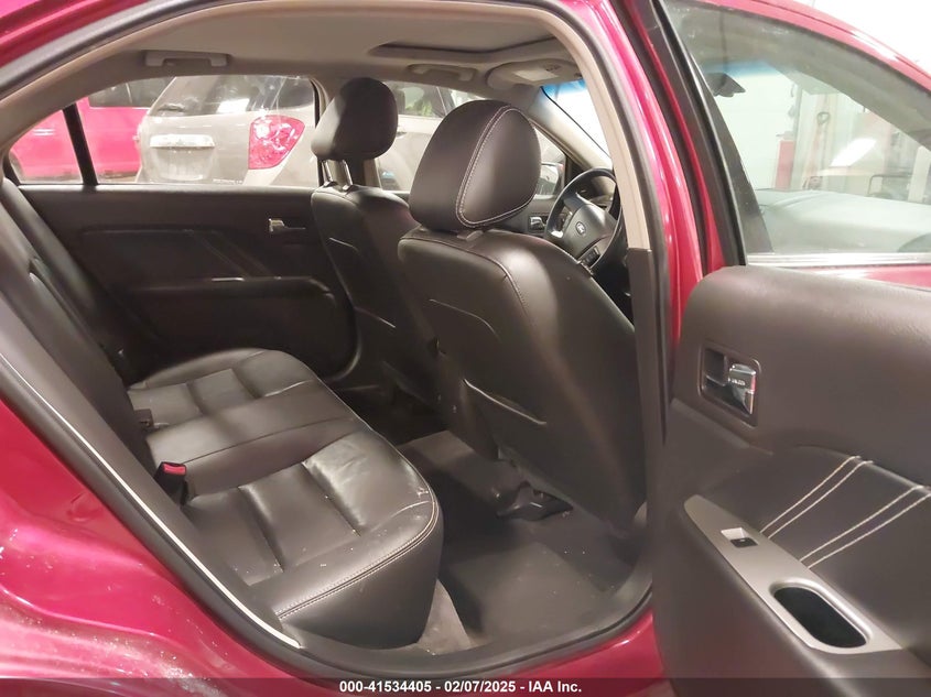 2011 FORD FUSION VIN: 3FAHP0DC5BR119884
