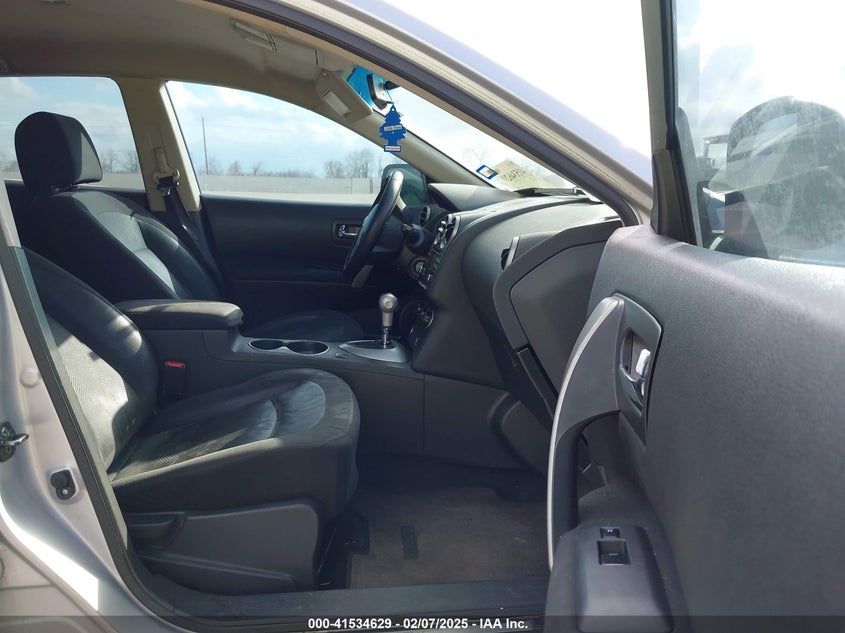 2014 NISSAN ROGUE SELECT S - JN8AS5MTXEW620511