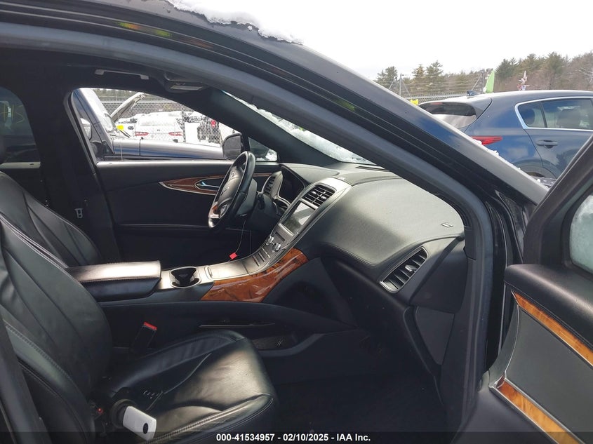 2016 LINCOLN MKX VIN: 2LMTJ8LP1GBL73400