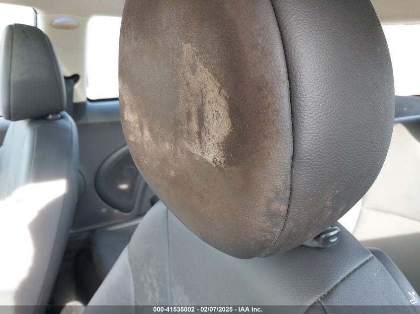 2012 MINI COOPER VIN: WMWSU3C55CT540501
