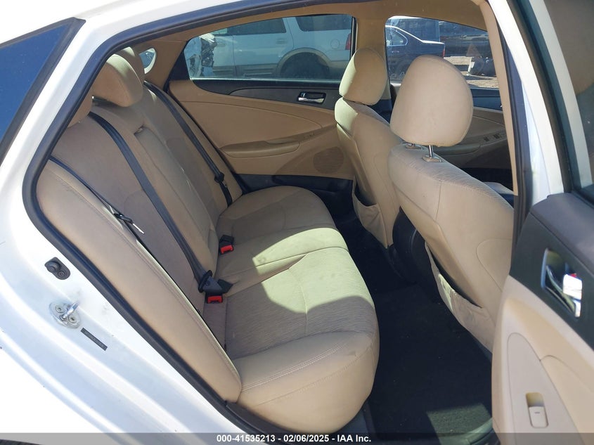 2014 HYUNDAI SONATA VIN: 5NPEB4AC8EH833636