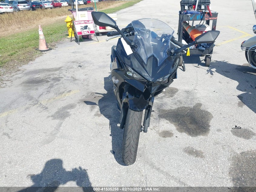 2024 KAWASAKI EX500(VIN: ML5EXGH14RDA29513