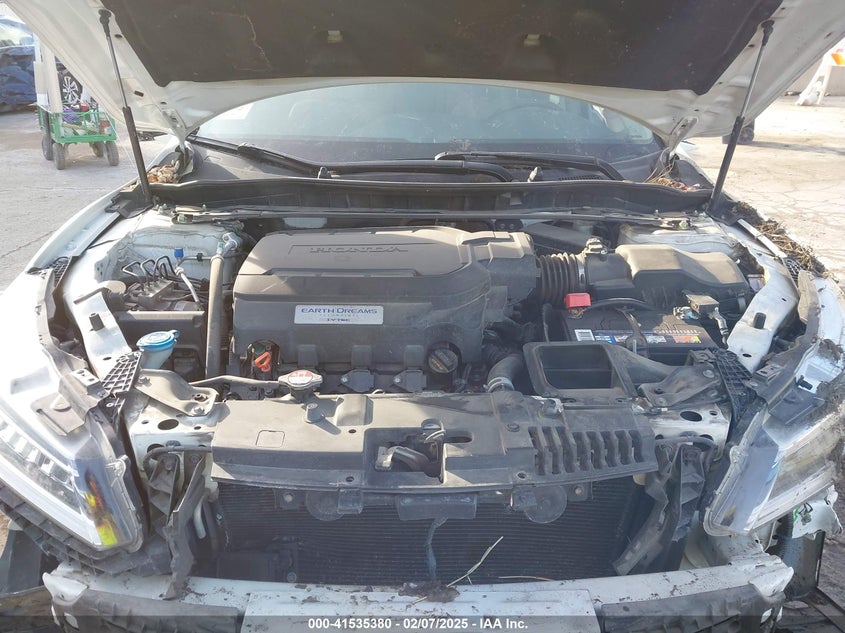 2016 HONDA ACCORD VIN: 1HGCR3F99GA034079