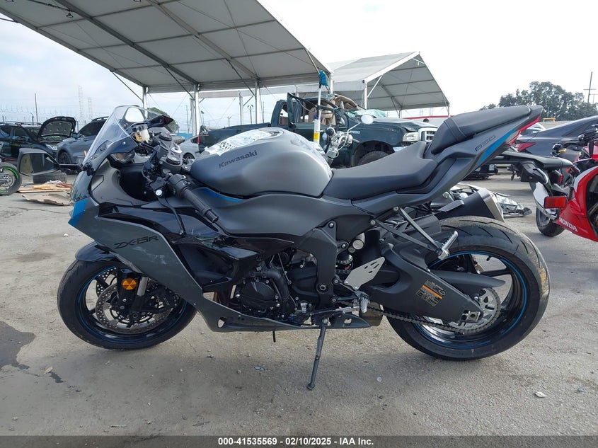 VIN JKBZXJK12SA008070 2025 KAWASAKI ZX636 K