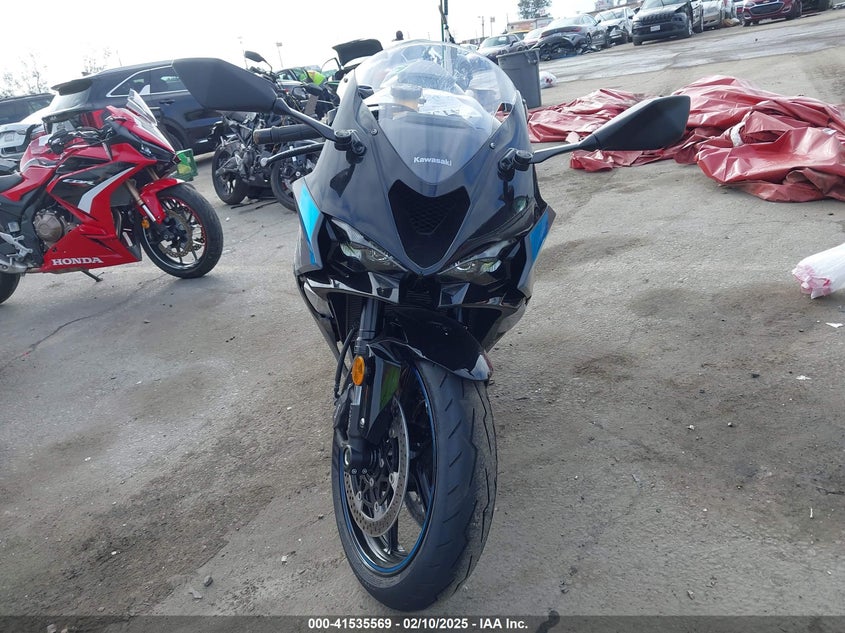 VIN JKBZXJK12SA008070 2025 KAWASAKI ZX636 K