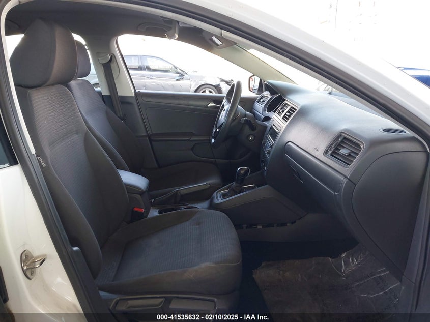 2015 VOLKSWAGEN JETTA VIN: 3VW2K7AJ3FM253125